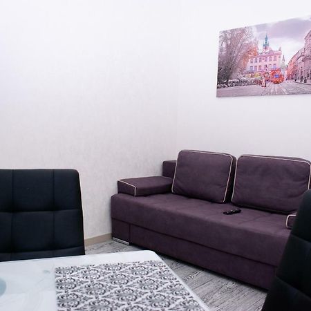 Apartment Barvy Lvova On Kostyushka St Bagian luar foto