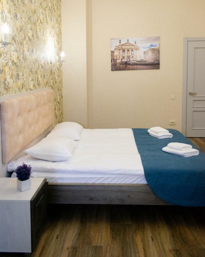 Apartment Barvy Lvova On Kostyushka St Bagian luar foto