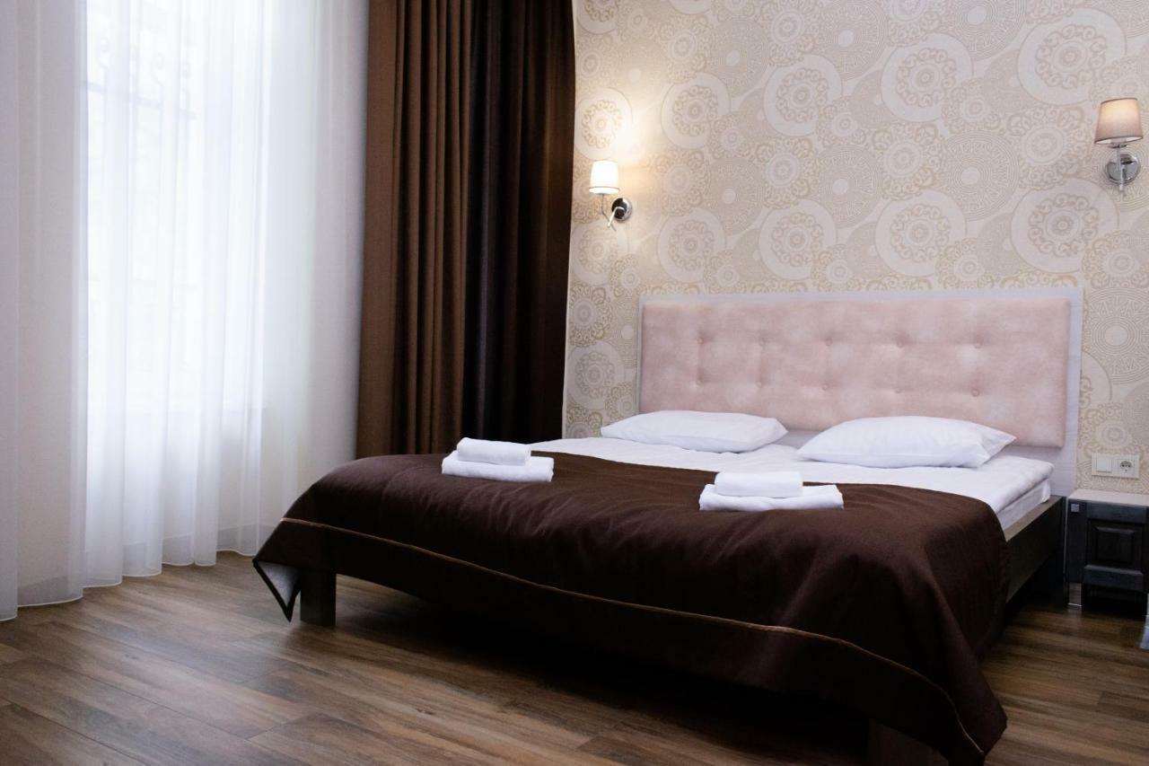 Apartment Barvy Lvova On Kostyushka St Bagian luar foto
