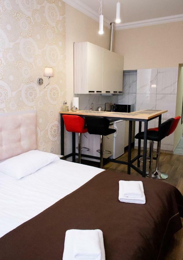 Apartment Barvy Lvova On Kostyushka St Bagian luar foto